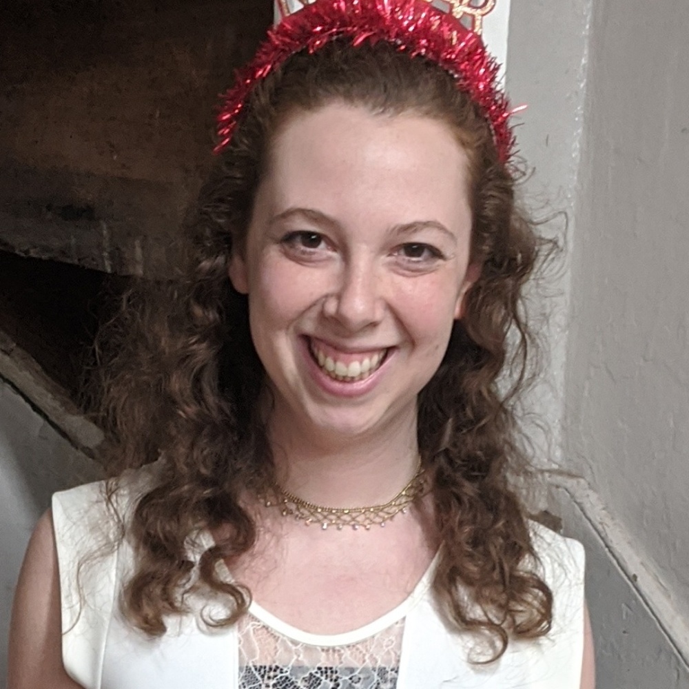 Meet your Posher, Claire